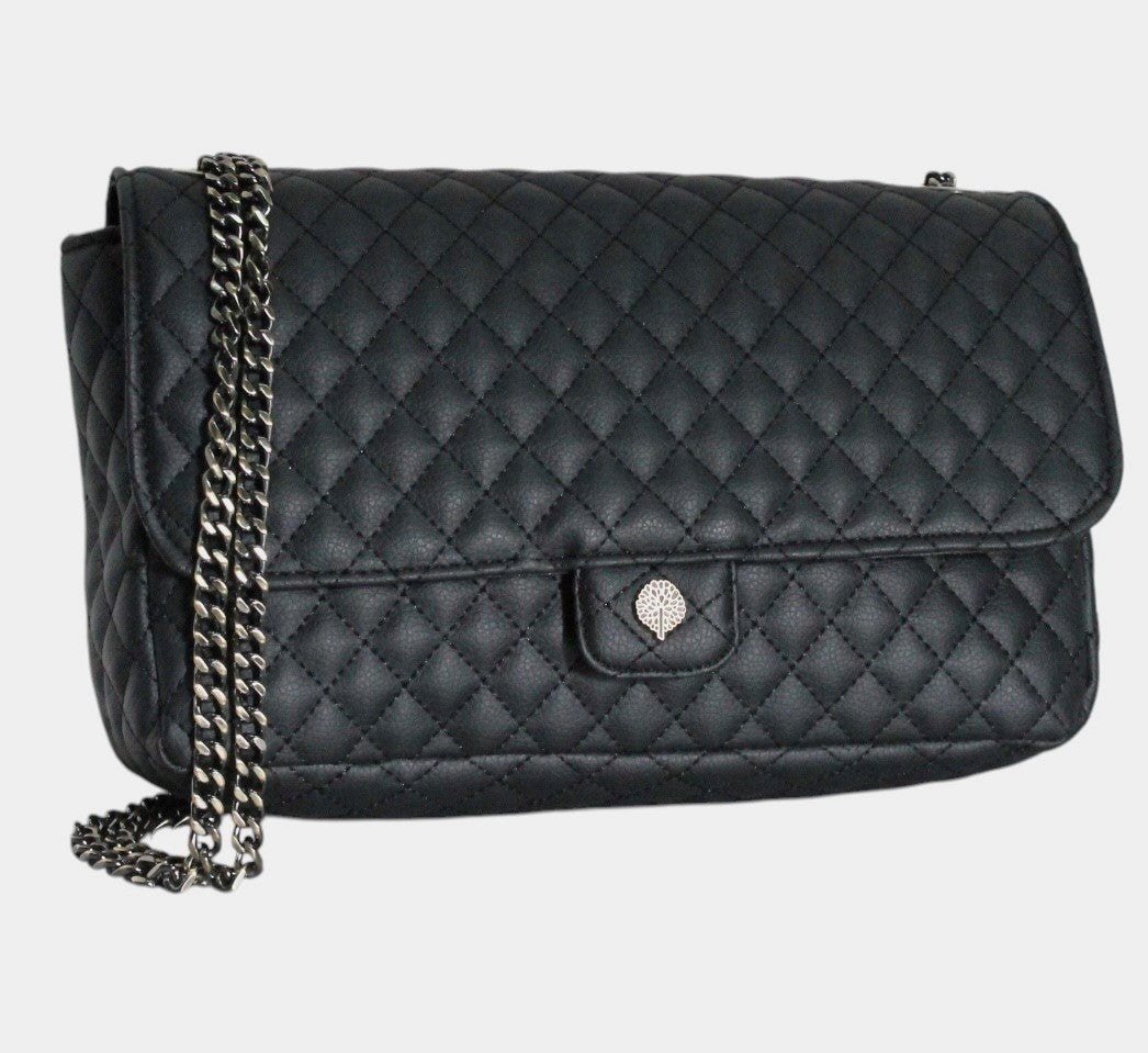 Quilted shoulder glam bag