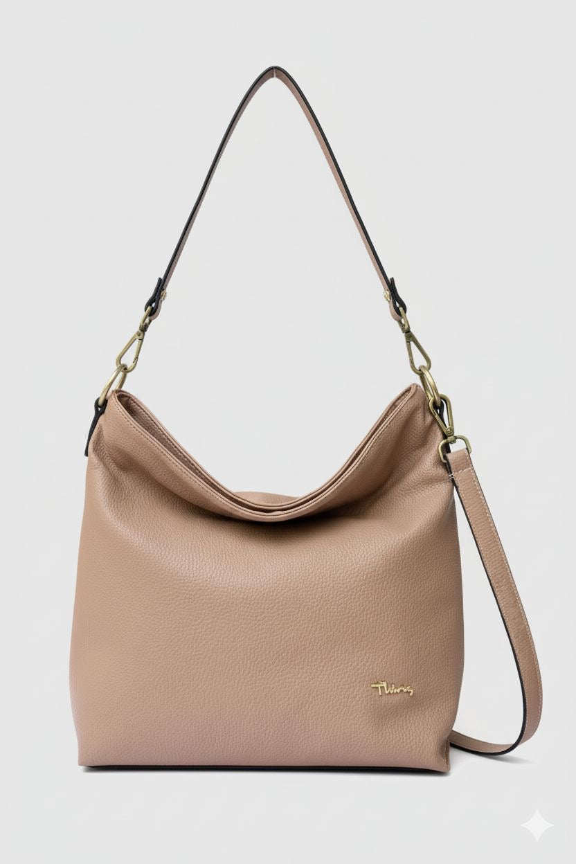 ΤΣΑΝΤΑ ΩΜΟΥ  STREET STYLE